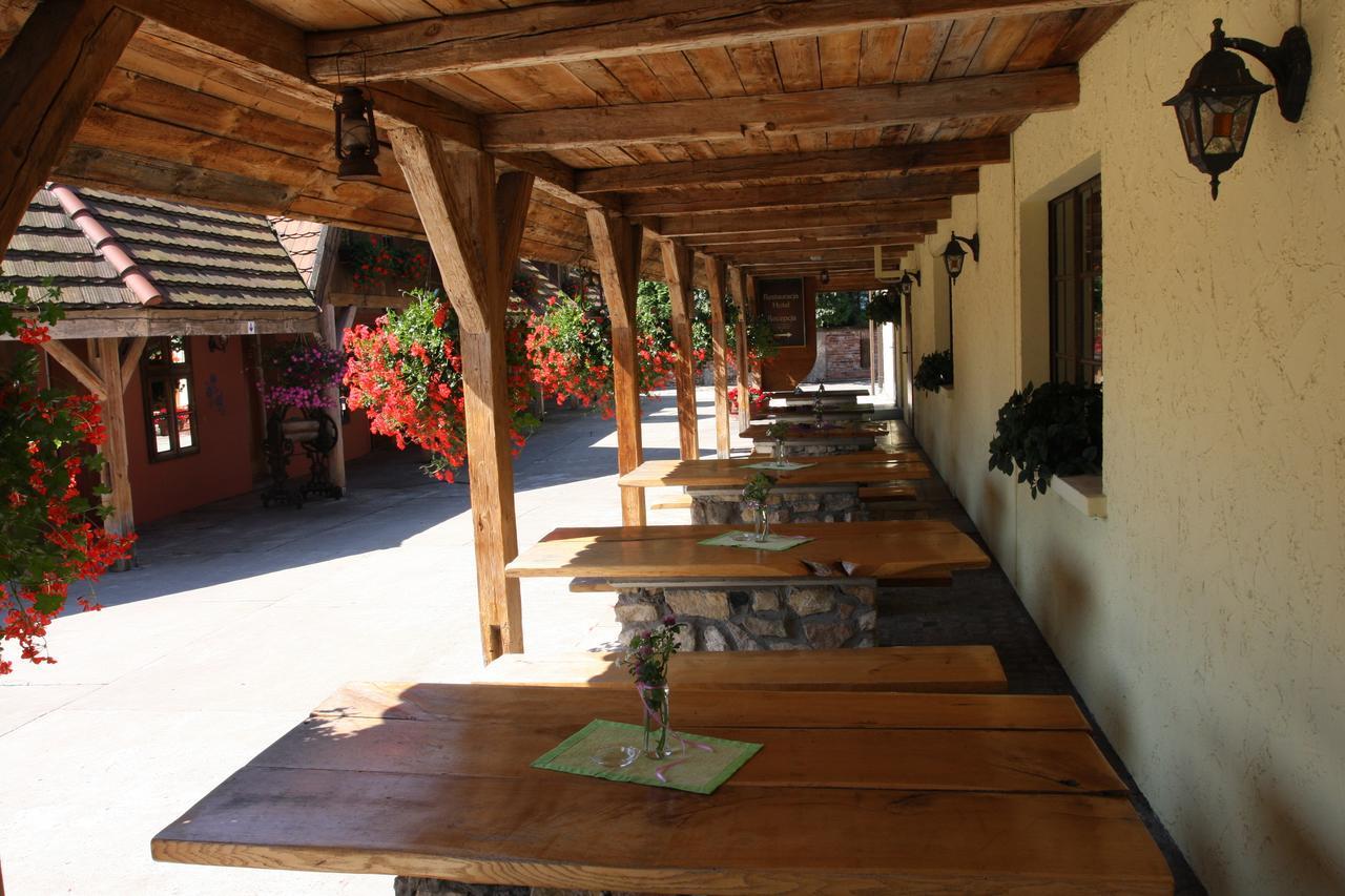 Hotel Restauracja Pustelnik Wisla Mala Exterior foto